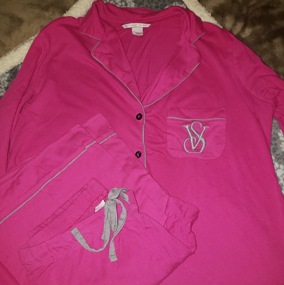 VS Sleepover Knit PJ Set